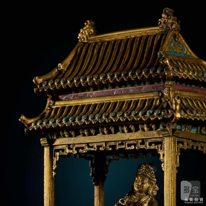 清康熙 （宫廷）铜鎏金黄财神填珐琅殿式佛龛（一组） - 图12